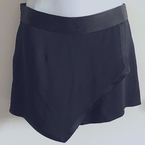 NWOT Vanessa Bruno black skort, Size 36 (US 4/6, Small)